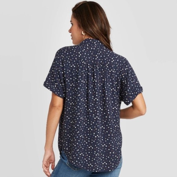 Universal Thread Button Down Camp Shirt - Picture 2 of 4